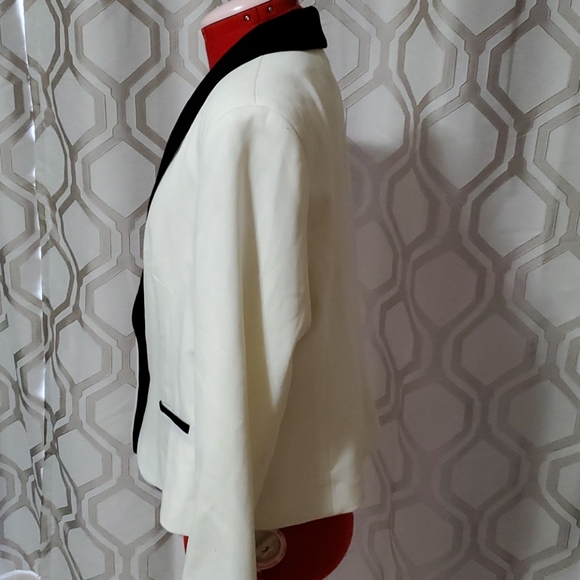 2/$30 Jessica white and black tuxedo jacket - Picture 3 of 6